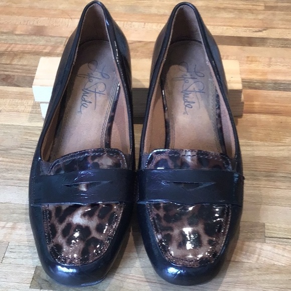 Life Stride loafers size 7. - Picture 2 of 7